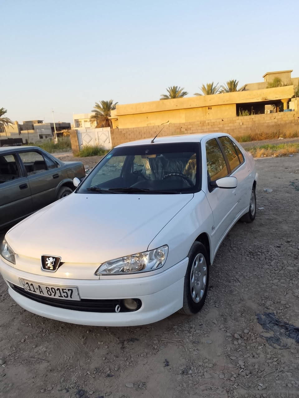 السلام عليكم بيجو فرنسي 2001 رقم بغداد  انكليزي باسمي سياره جاهزه من كلشي تبريد تدفئه كير مكينه مكفولات كير عادي السياره
السعر 60 وبيه مجال 
 مكاني ديالى الخالص رقمي *********** اتصل وادلل

