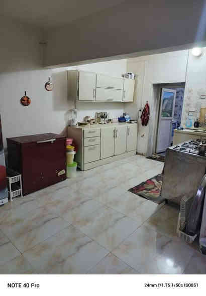 بيت 100 متر مربع يحتوي على 2 غرف نوم واستقبال ومطبح مفتوح ع الصاله وصحيات داخليه وخارجيه متوفر كافه الخدمات تبليط ماء مجاري مدارس اسواق كافه الخدمات بناء بلوك طابو زراعي سند 25 علما راح يتحول طابو منطقه عون قرب السوق قرب مرقد الامام عون السعر 75 مليون بي مجال بسيط للاستفسار ***********
