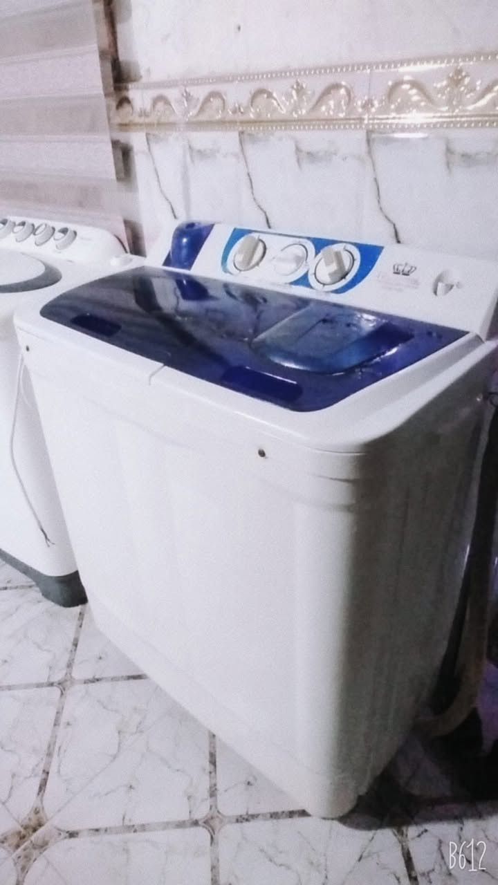 السلام عليكم تم وصول حاويه غسالات باله اوربي كله اصلي ونوعيات ممتازه سعر الغساله 65 الف مكاني شارع الجمعه جوا سقيفة صلاة الجمعه رقمي ***********
