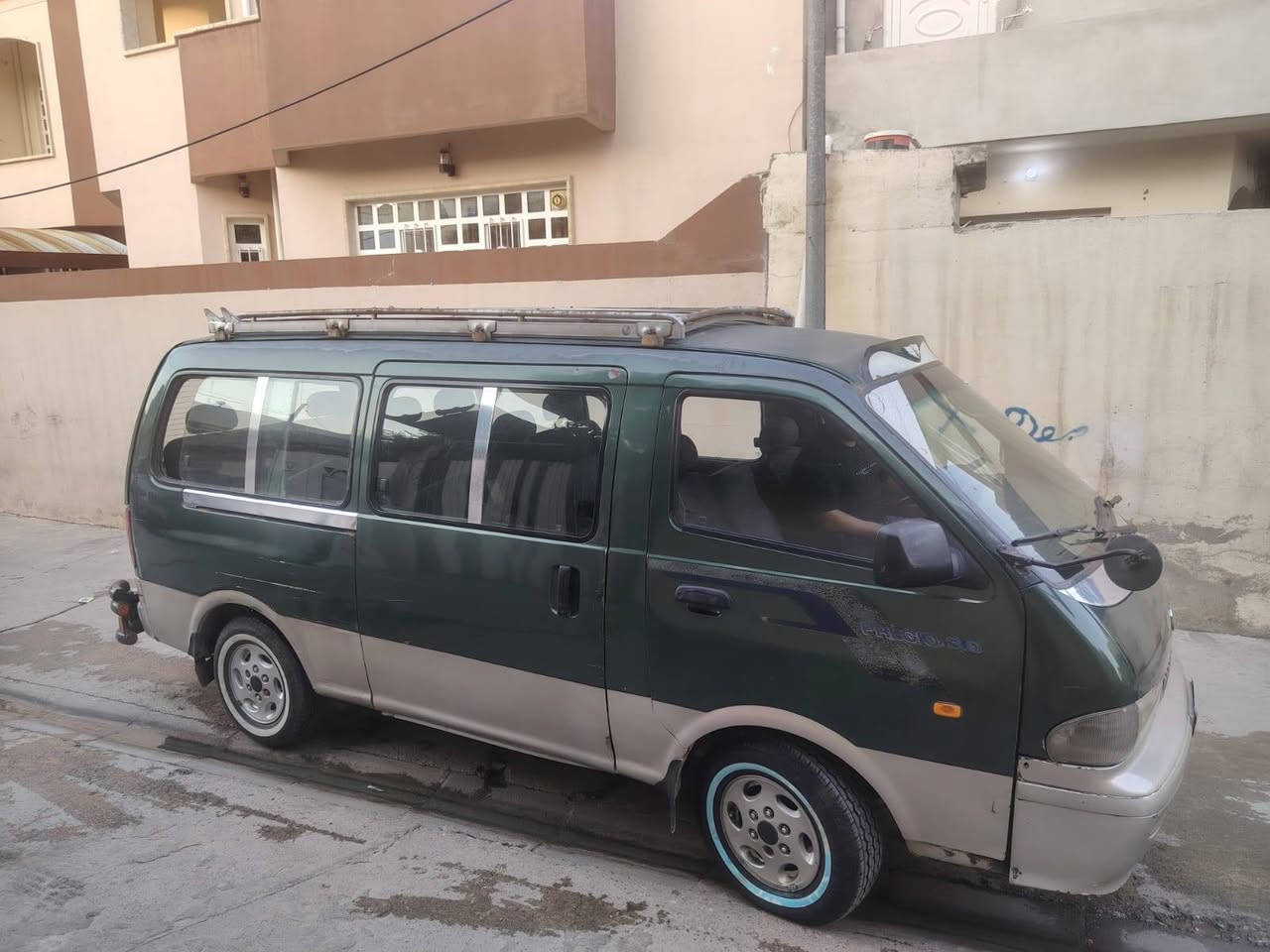 سلام عليكم كيا بريجو لبيع موديل 2000 مكينه وكير أكسل شرط  سعر 67 وبي مجال استفسار اكتر اتصل *********** أدمن وافق وشكرا
