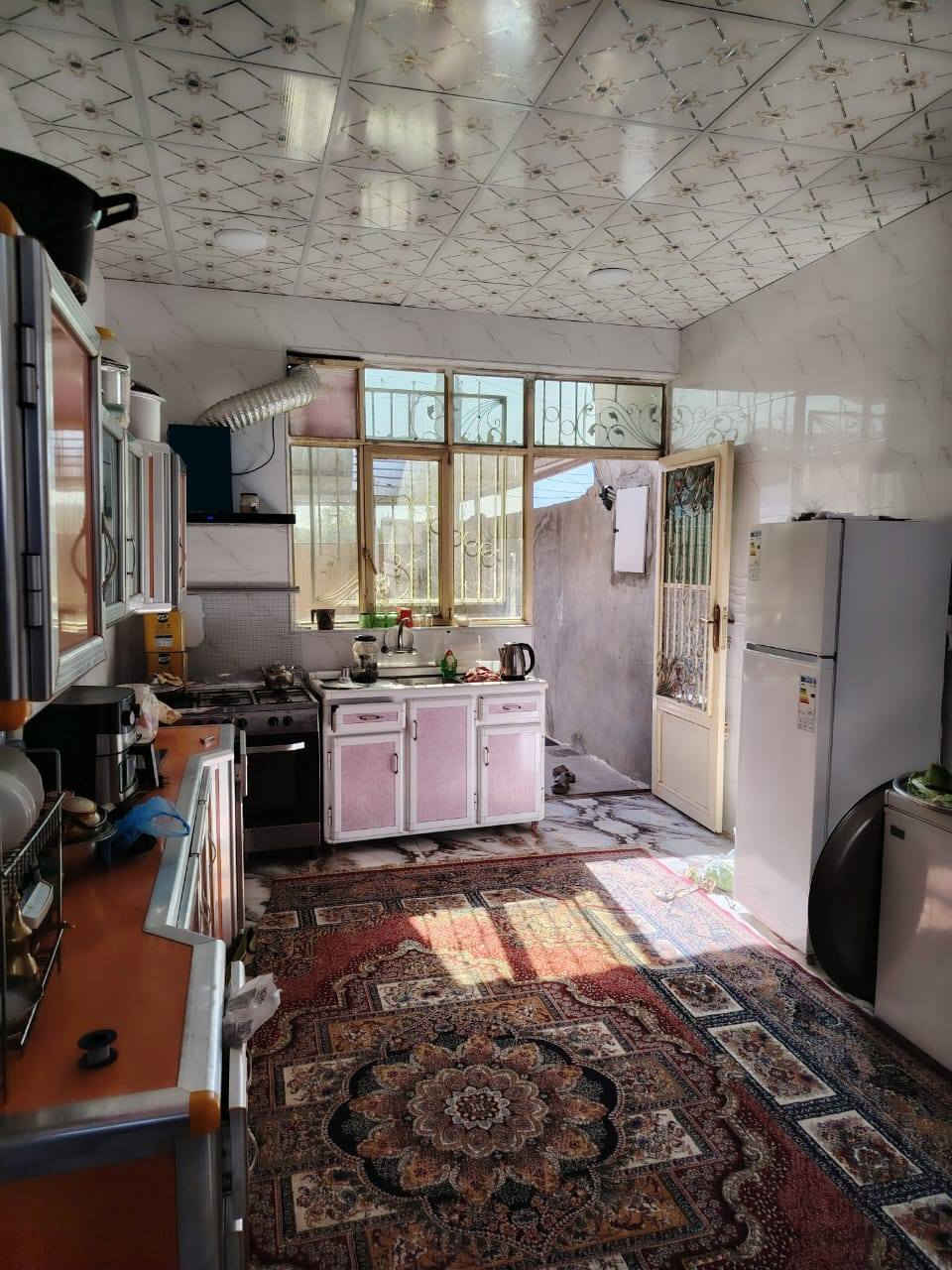 السلام عليكم بيت في حي المثنى خلف الخضراء مساحه البيت 175 على شارع 20 بناء 2022 للاستفسار والاتصال على هذا الرقم ***********
