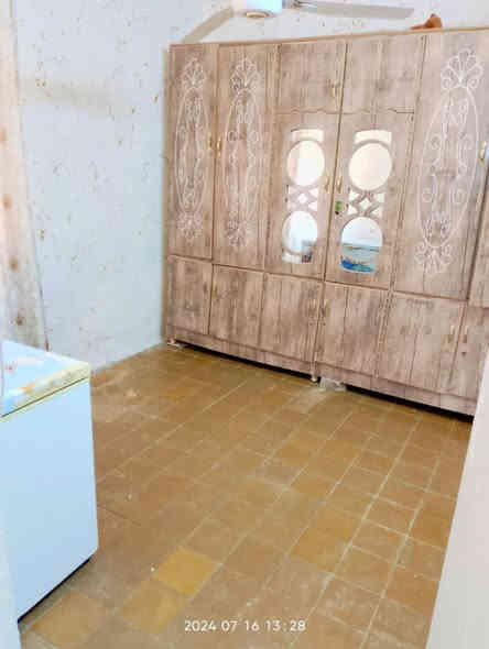 بــيع مستــعجـل وبـسعـر منـاسـب جـداً 

والعرض لدا مـكـتب جـنة العراق حصرآ 

دار سكني طابق واحد للبيــــع 

بناء طابوك 

( الموقع  طريـق بـغـداد خلف مرطبات 🥤 السيد 
(
طــــابو صرف) باسم شخص واحد 

المحتويات ⬇️

المساحة 110 م + فضله 100 م

واجهة 10 م 

نزال 21 م

ملاحظة الدار قريب من التجاري 

استقبال+غرفة نوم 2+ هول + مطبخ  + صحيات وبيتونه كبيره + كراج سياره وحديقة 

السعـــر : 110 مـع المجال بلاش 

* نستقبل جميع عروضاتكم السكنية 🏠 والتجارية 🏡 بكافة مناطق كركوك  
............................_.....

للمزيد من المعلومات مراجعة مكتب جنة العراق للعقار 

حي الــــــواسطـــي 

في السايدين اذعة الرشيد 
 
قرب مسجد نور الدين الزنكي 

او الاتصال على الرقم 

📞  ***********
