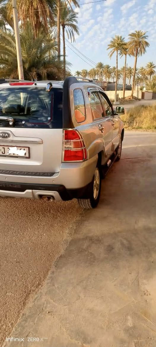 السلام عليكم
كيا سبورتج 2009
                                
رقم بغداد  ..     ابسمي سنويه 2030
السياره كفاله عامه عده صبغ البنيد اثر جراد   شرط قطره معجون مابيه.. السياره جديد حيل اخت الزيروو
كير مكينة حدادية كله جديد
تخم.. تاير وباتري جدد
تبريد .  ماشيه 105حقيقي او وين ماايعجبك افحص
حساس خلفي
كشنات جلد 
محرك 2000 دوش جديد
مكان السيارة ديالى بلدروز 
السعر.   121او بيه مجال 
رقم الهاتف ‏‪***********
