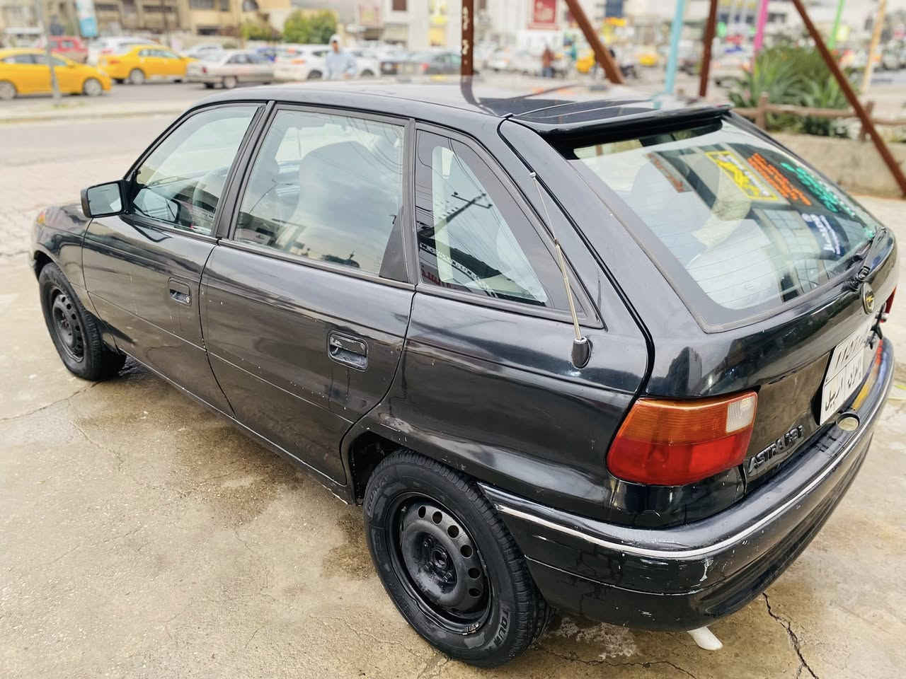 اوبل استرا موديل ٩٢ بي بطاقة بانزين صبغ عام جماليه  محرك ١٨
سنوية منتهي رقم اربيل  
سعر ٤٥ 
خاص مامتوفر فقط اتصال 
📱 ***********
