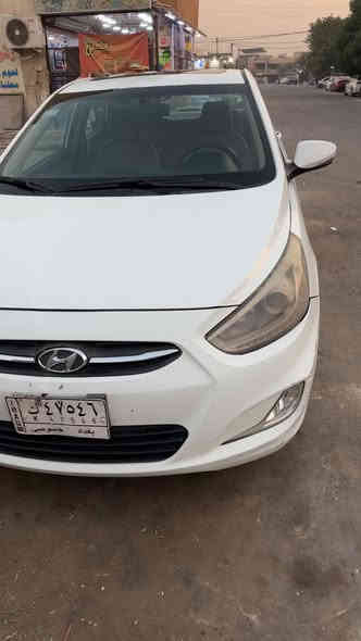 اكسنت خليجي مكينه 1.600 موديل 16
بيه جاملغ تبديله وصربه بين بابتين السايق 
مكان السياره حي الجهاد 
السعر106وبيه مجال
فتحه تحكم ستيرن تحكم مري
***********
