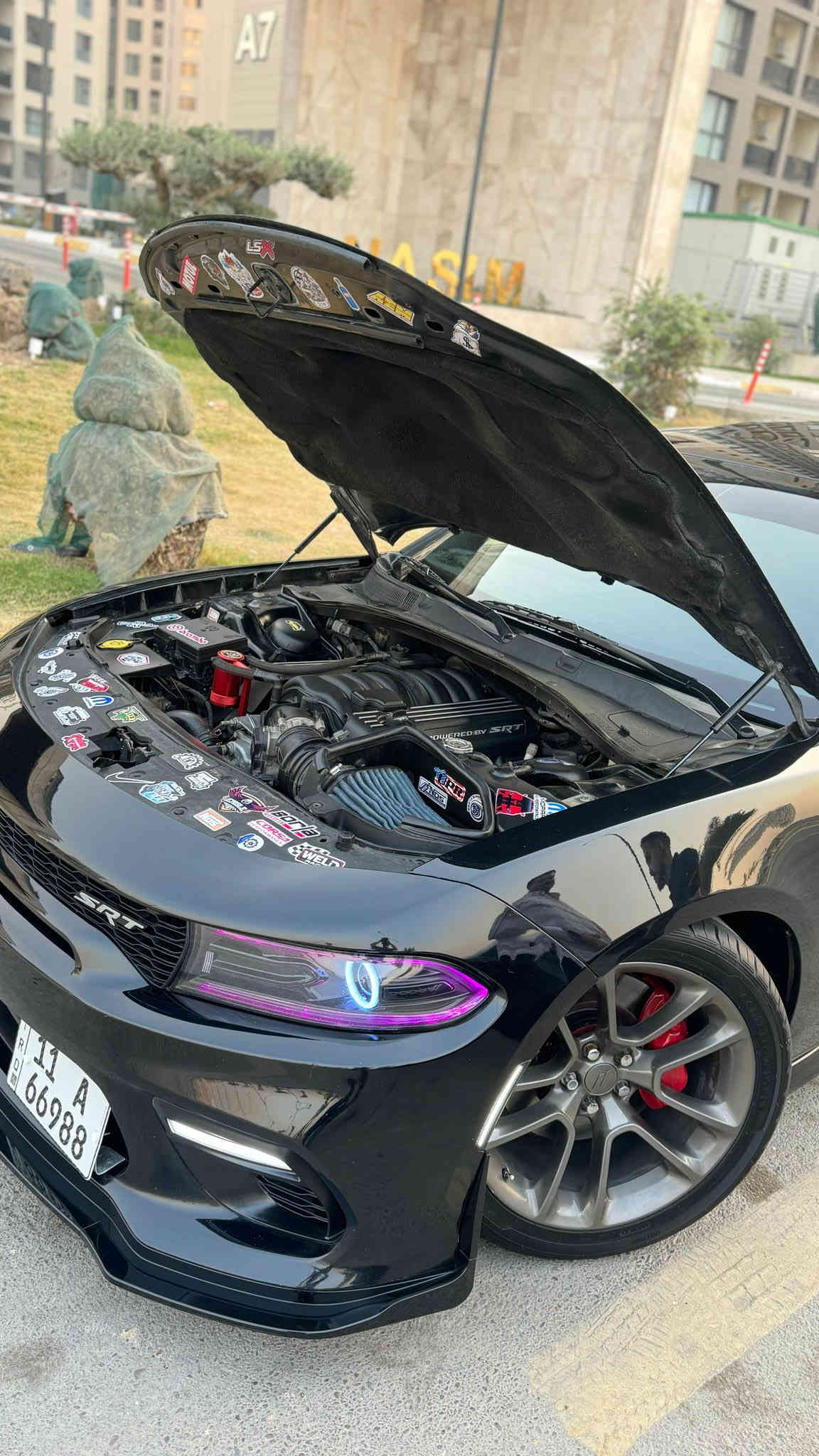 سلام عليكم 
جارجر ( سكات SRT ) 6400 🐝
الموديل : 2020  اصل 
رقم : بغداد مميز بسمي 
حادث : بنيد وجاملغ ايمن تبديل + صبغ
سحب بسيط براس الشاصي 
مواصفات السيارة 
فجوج برمبو 
سلايد روف 
شاشه كبيرة 
غرفه مختمه سكات 
خزن ميموري + كشنات تدفئه تبريد امامي
كشنات خلفي تدفئه
دركه كهرباء + هيتر 
الاظافات : 
تفريغ + برمجه فول سيفتي 
بلكات ريسنك جديدة 
فيت بم ريسنك
مازدات اوركل متغير + عدسه لون 
اويل كاج كان
شوته مفتوحه 
تايرات خلفيه 315 جدد
امامي 275 جدد
…
ماشيه 57
مكينه كير حدادية اكسل بحالة ممتازه 100‎%‎
المكينه بيها صفحه مفتوحه فقط بطل 
على ايدي تصوير موجود 
مكان السيارة بغداد - الكرخ 
السعر : 225  مجال بسيط 
اي استفسار
 واتساب ***********
0787 781 5125
