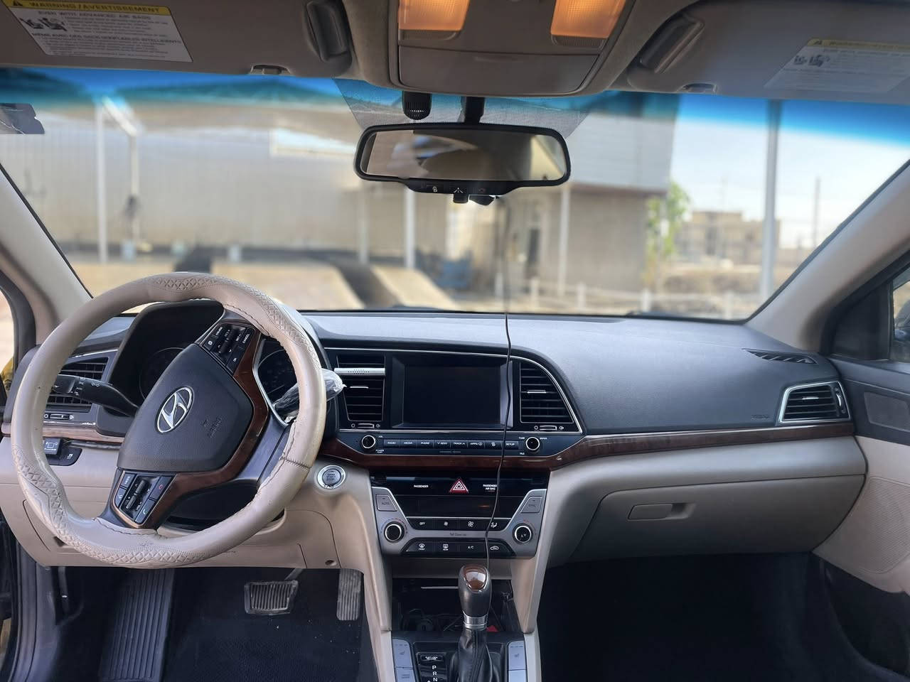 للبيع النترا  ..سياره شادلهه منضومه غاز.
وارد امريكي🇺🇸   حادثه جاملغ فقط بدون ايرباك  موديل. 2017  تخم تاير جديد
المواصفات:.   
1- بصمة تشغيل + ابواب
_. مكينه.   ٢٠٠٠.  دوش.  
_دشبول.  لونين.   
- انارة ترحيب بيدات الباب
- شاشة كبيرة خرائط
- كاميرا دوارة
- لايتات زنون بلادي
- كشنات جلد  + تدفئة بالكشن
- صندوق ذكي يفتح عند الاقتراب
- رادار جانب
- اشاير بالمري
 - لد امامي + لد خلفي
- مصفرة هيئة وغرامات
- رقم اللماني جديد
السيارة صفرة وصور الحادث مال امريكا موجوده اذا تريدهن
...رقم السياره بغداد حرف  ه‍.  
مداور شوكت يعجبك
السعر 137 وبيها مجال لليشتري
هاتف / ***********
