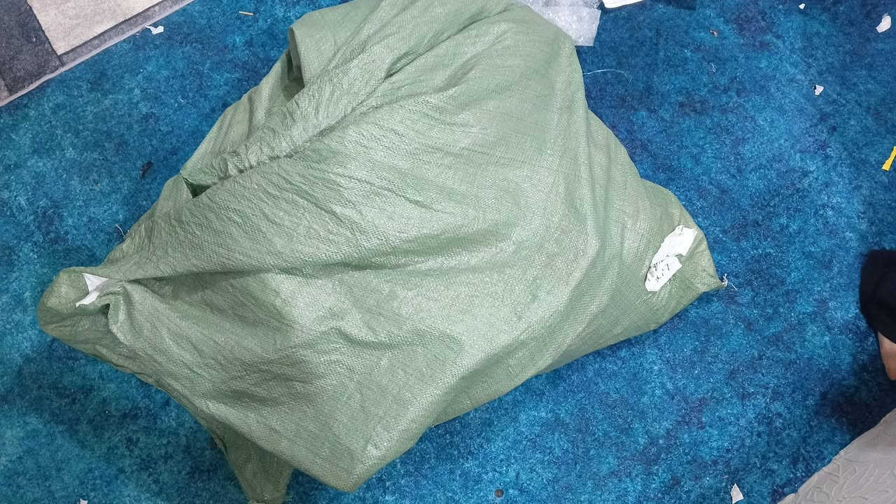 السلام عليكم عندي شلعه كفرات DHL عددهم 180كفر سعرهم 60


**إذا كنت صاحب هذا الإعلان وتريد حذفه لأي سبب، رجاءا أرسل رسالة إلى الدعم الفني**