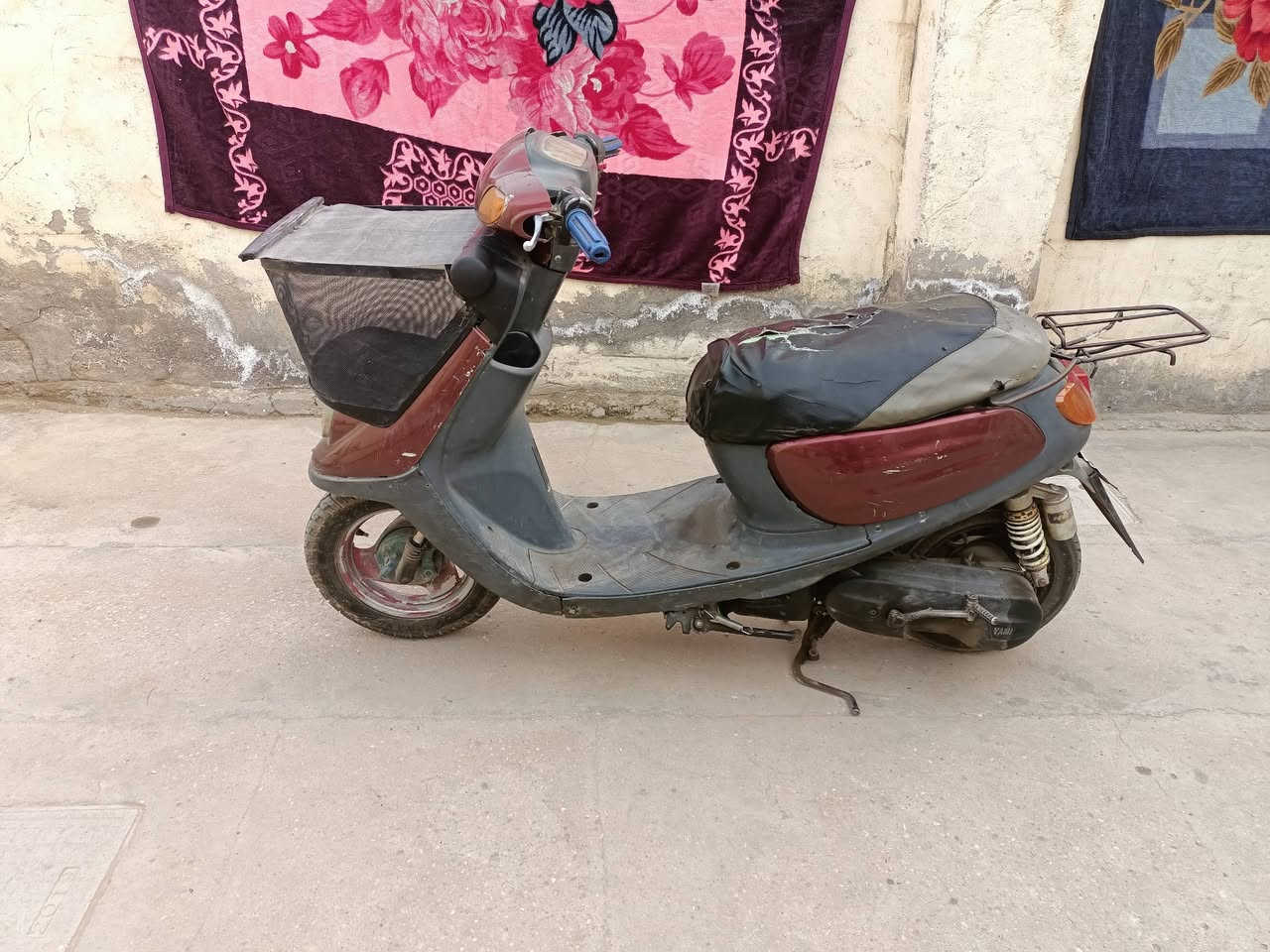 دراجه منغولي للبيع مكينه حلوه وشلعه قويه هندر واحد تشتغل بيه شويه نواقص بل كهربائيات سعره ١٧٥ اليريده يجي خاص


**إذا كنت صاحب هذا الإعلان وتريد حذفه لأي سبب، رجاءا أرسل رسالة إلى الدعم الفني**