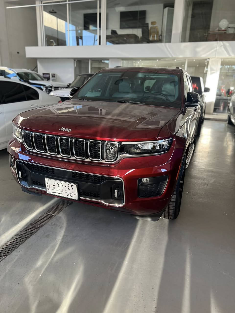 .
جيب كراند شيروكي اوفر لاند (خليجي) موديل 2022 شركة هارلم

اوفر لاند فول مواصفات للاخير 1/1 قفله مواصفات الجيب 
السيارة ماشية28 الف فقط 
مكفولة كفالة عامة من كلشي اخت الزيروو 

مكان السيارة :  بغداد  نفق الشرطه 
استفسار :***********
السعر ٤٣٠
