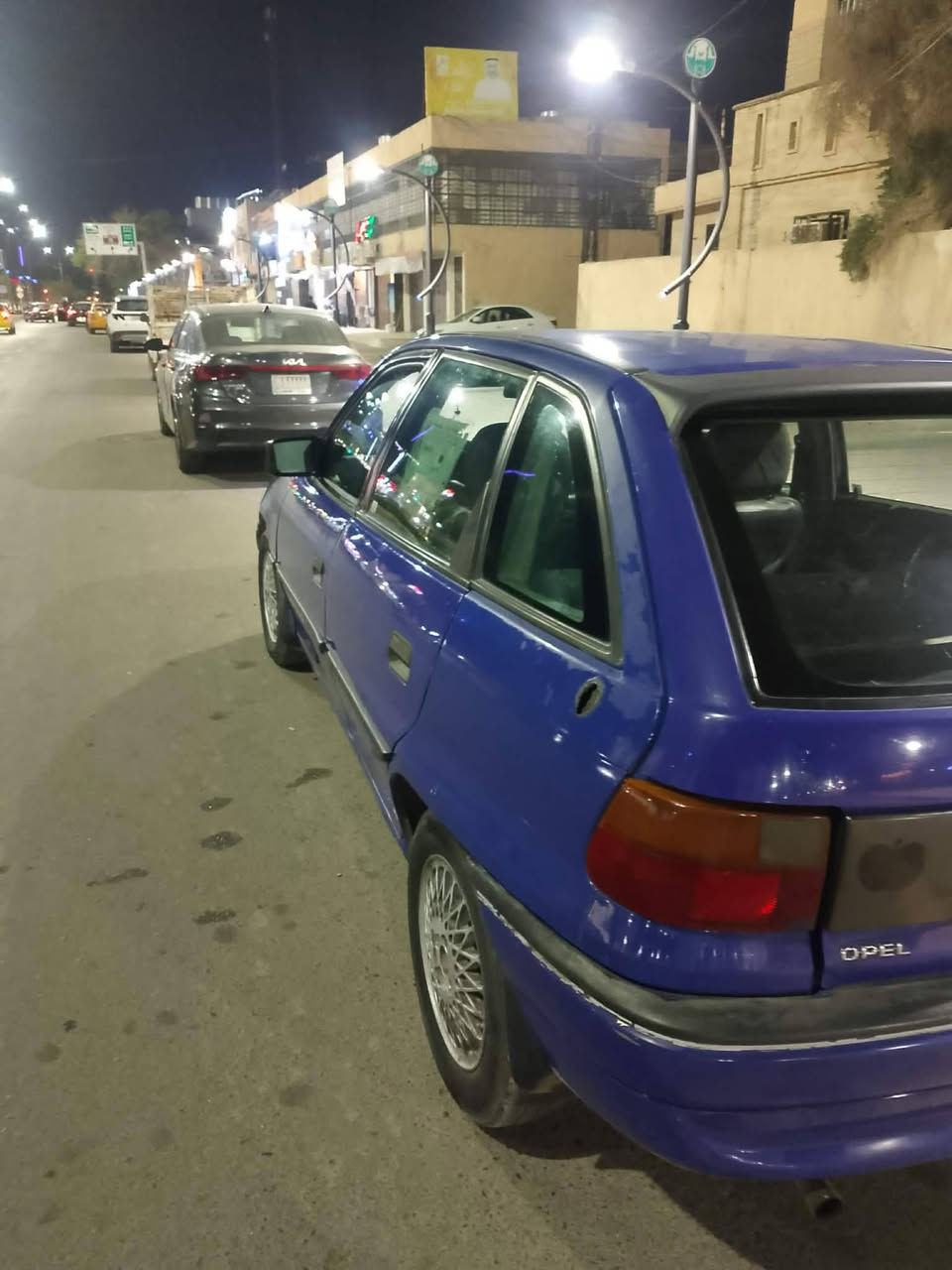 استرا موديل 92 صبغ عام جمالية شرط التحويل من الشرعي 
محرك كير شرط السعر 35وبيها مجال مكان موصل الايسر 
الإتصال ‏‪***********‬‏
