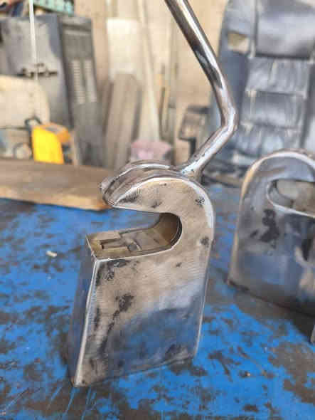 يدات بدي كنتر وهينو وفوزة درجة اولى *********** ديوانية حي الصناعي كل مستلزمات البديات موجودة يوجد توصيل لجميع المحفظات
