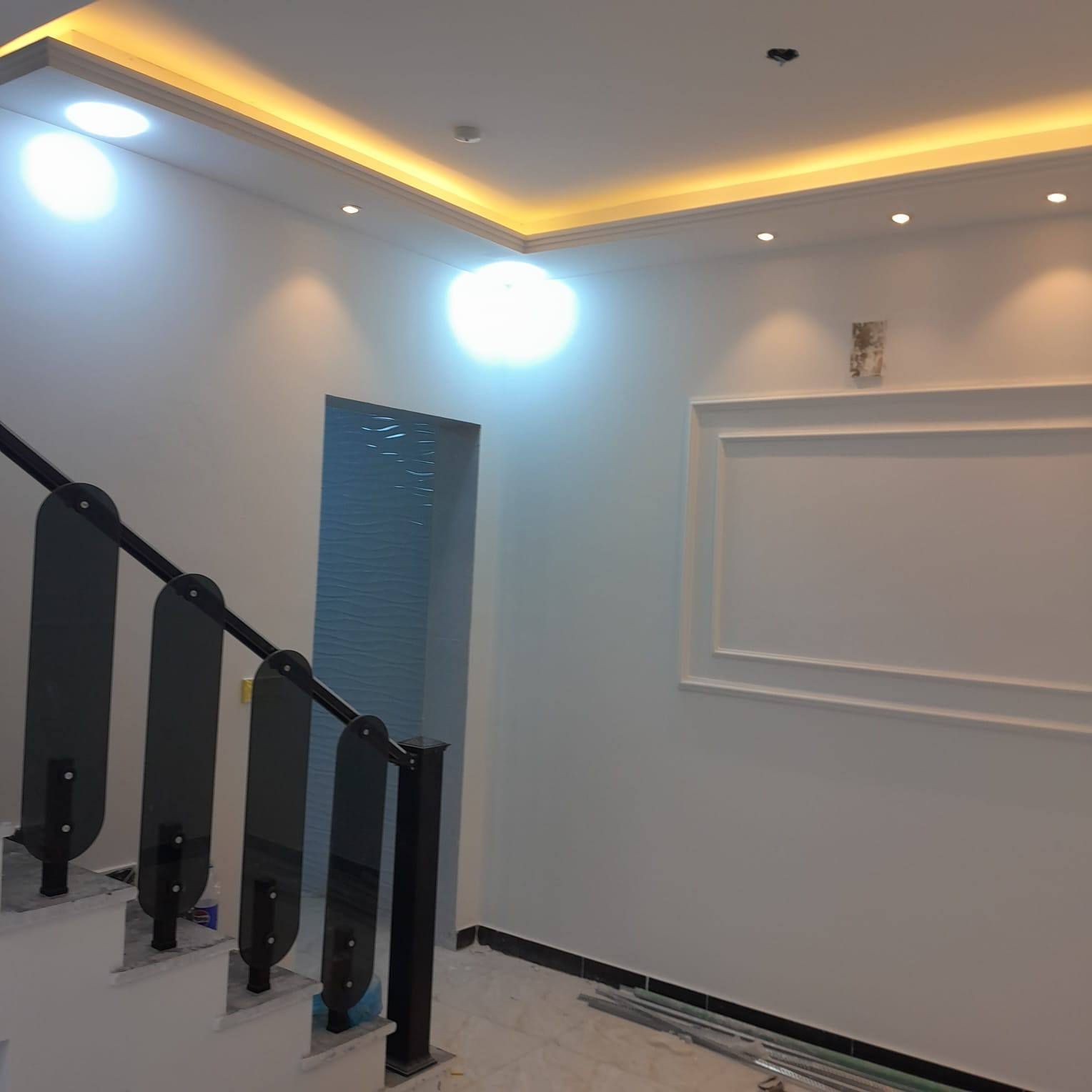 للبيع
مشتمل 100م بالضباط  3 غرف نوم حديث ما مسكون

للاستفسار ***********

***********
