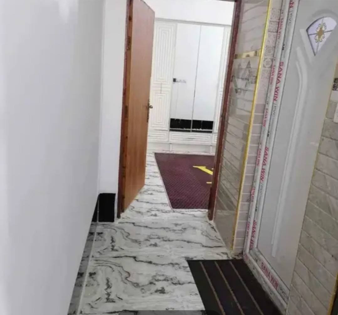 بيت مساحة ٩٠م طابق ونص بناء مشترك زراعي فقط مكاتبة العنوان خلف الصحفيين قرب مضيف السواعد السعر ٩٥ للإستفسار *********** بغداد, العراق
