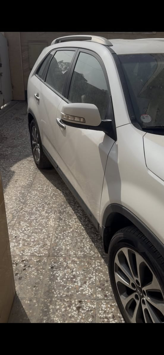 السلام عليكم عندي سورنتوا 2014 بغداد خليجية  ماشيه 94 مكينه 6 سلندر إلى يحب التفاصل يتفضل خاص عندي تصوير فيديو لها


**إذا كنت صاحب هذا الإعلان وتريد حذفه لأي سبب، رجاءا أرسل رسالة إلى الدعم الفني**