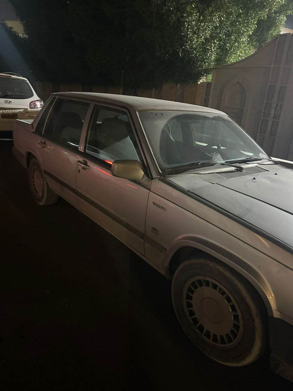 فالفو موديل ٩٠ رقم نجف انكليزي مداور ثاني يوم 
نظيفه وحلوه 
المكينة بدلتها قبل فتره مال حاويه جديده 
سعرها 55 وبيها مجال 
*********** النجف, العراق
