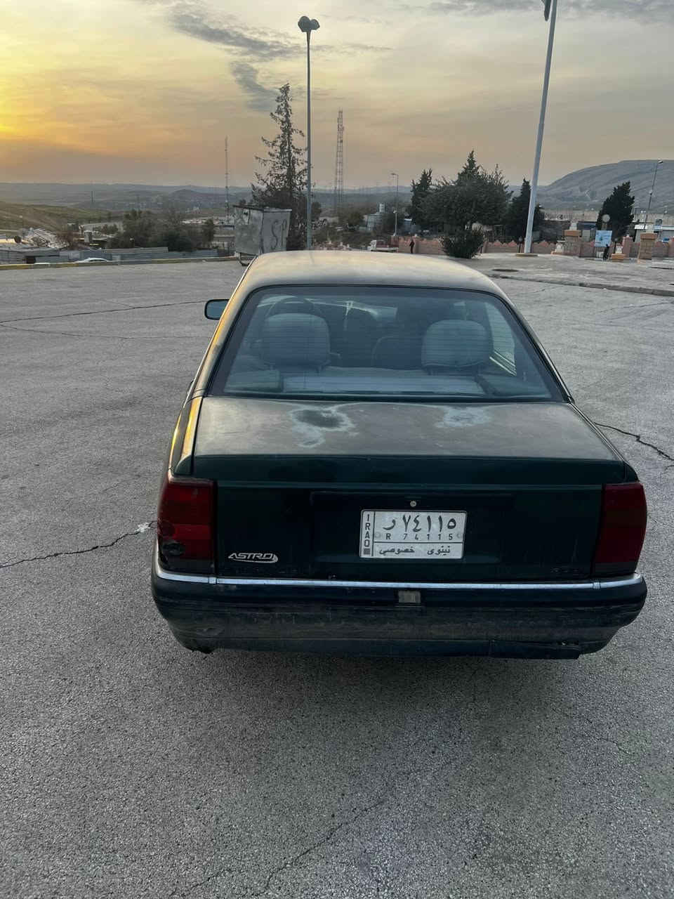 يالله سلام عليكم اوبل اميكا موديل 1992 كير محرك شرط حجم المحرك 20 صبغ مابيها خياس مابيها شرط التحويل كوبون ورقي دخل نظيف مابيه شي الطخم جديد التايرات جدد 
السياره اي نقص مابيها سنويه ٢٩ السعر 33 وبيها مجال رقمي *********** بي واتساب
