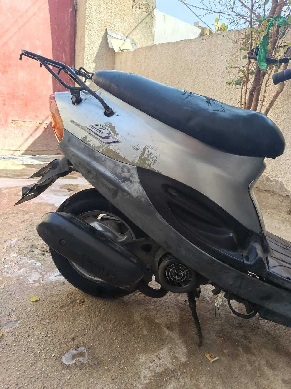 دراجه للبيع نكره سلف كهربيات كله شغاله العنوان كوت شهداء ***********
