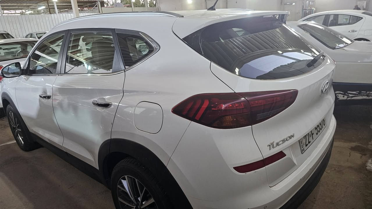 🚘 للبيع | هيونداي توسان 2019 🚘
✨ مواصفات خليجية
✨ محرك 2.0 — 4 سلندر
✨ أوتوماتيك
✨ ممشى 111 ألف كم
✨ بدون صبغ
✨ لون أبيض
✨ رقم أربيل باسمي خصوصي

🔹 المواصفات:
✔️ 3 أنظمة قيادة
✔️ تشغيل بصمة
✔️ أبواب بصمة
✔️ مقعد السائق كهربائي
✔️ مرايا جانبية شفط مع إشارة
✔️ مقاعد جلد
✔️ تكييف ممتاز
✔️ استعمال شخصي والسيارة نظيفة جداً

✅ جاهزة للفحص والمعاينة

💰 السعر: 18,500$ (18 ونص ورقة)
🔥 والسعر بيه مجال 🔥

📞 للاستفسار:
***********
المكان: النجف الاشرف
