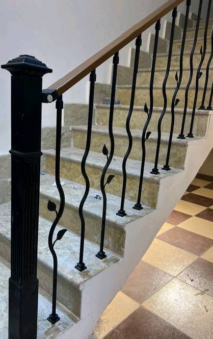 تصميم اكلاسيكي ببصمه حديثه اجع بيتك اجمل وارقا بتصاميم كلاسيكيه بطابع حديث وباسعار مناسبه ومواد اصليه بضمان حقيقي
اي استفسار راسلنه او اتصل 
***********