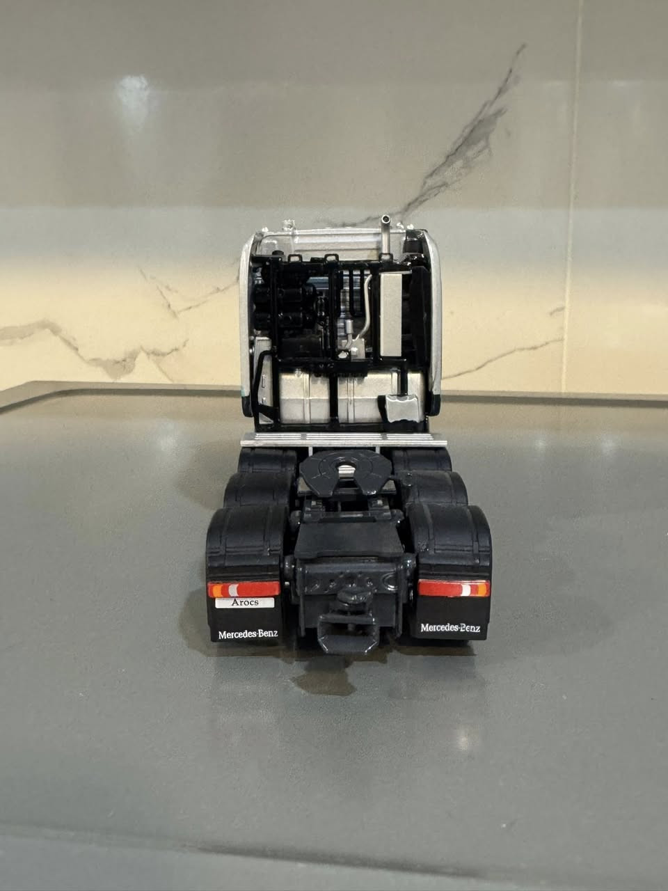 Mercedes-Benz  
Arocs
شريكة IMC  الماني اصلي
قياس 1/50


**إذا كنت صاحب هذا الإعلان وتريد حذفه لأي سبب، رجاءا أرسل رسالة إلى الدعم الفني**