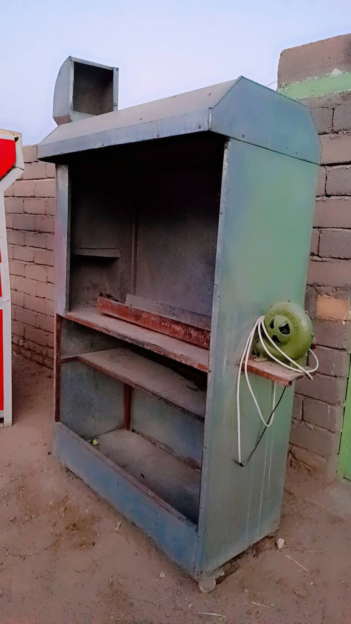 منقله كباب
شوايه دجاج 
جام خانه للبيع 
وتساب ***********
