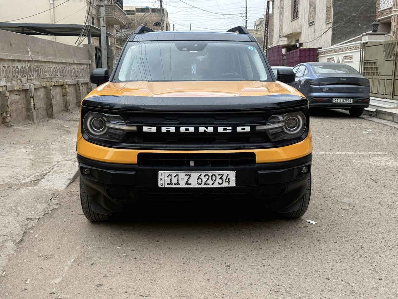 ‏Ford Bronco Sport 2023
اللون المميز بهذا الموديل برتقالي سقف اسود رقم بغداد
ضرر واضح بالصور
ايرباگ راجع سستم
بدون دواخل بدون شواصى 
محرك 5'1 تيربو
فول مواصفات 1/1
بانوراما + فتحت سقف
فور ويل
داخل قرميدي
بصمة
شاشة 
كاميرا 
رادار 
حساس 
ويل كب كروم 
لايد ليد 
بگلايد بلادى
تحكمات ستيرن 
تحديد سرعة 
نظام ايكو سبورت  نورمال 
بعد بيها هواي مواصفات، السيارة جدا جدا نظيفة، ماشية 22 الف، وسعرها النهائي 175
اتصال ***********
***********
