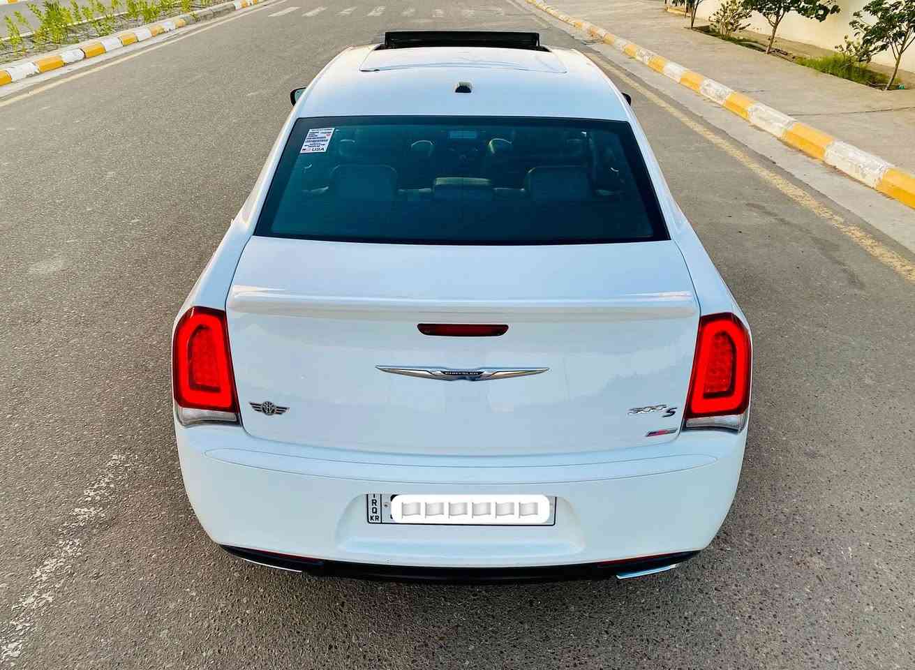كرايسلر اوباما s 2015 كندي
رقـم اربيل انگليـزي الجـديد 
فول موصفات : 
🔹بانوراما 
🔹كشنات جلد فول كهرباء S
🔹منضومة زنون
🔹سستم صوت بيتس مع دمام 
🔹ويل 20 مع تايرات جدد انتاج 2026
🔹محرك 3600
🔹تو ويل
🔹صدر امامي خلفي جديد
🔹منظومة بانزين جديدة وكالة
🔹بجم محدث موديل 2023 لحية عريضة
🔹عليها صيانة كاملة وكذلك عدم وجود اي گلوب سيرفس بالدشبول
🔹السيارة كندية بدون ضرر هنا بالعراق صاير بيها ( خشم الجاملغ الامامي صبغ مع تبديل باب نفس اللون اصلي وكالة ) 
السونار مرفق مع الصور
ماشية: 130mi الف 
السعر : 205
مكان السيارة: الديوانية
للاستفسار : ***********
