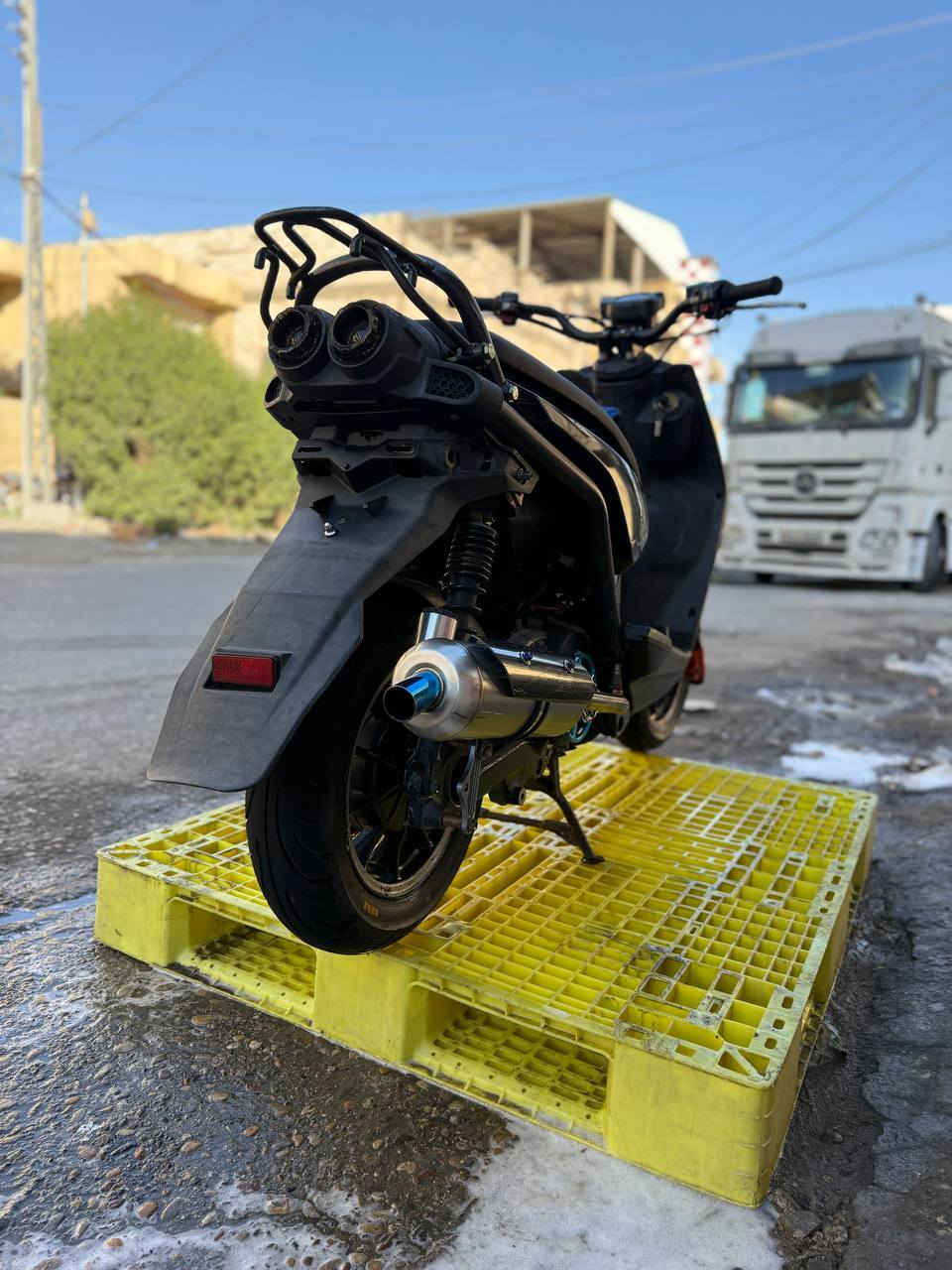 سلام عليكم سكنس للبيع صارلهة شهر نازله رمبه فول تزويد استفسار ***********
