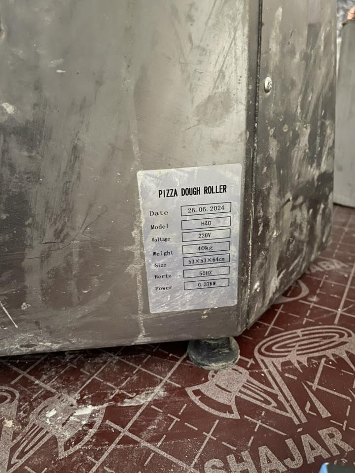 اغراض مطعم للبيع شوايه دجاج شويه كص عجانه فتاحه حمايه طباخ بانيو صياني بيتزا للاتصال ع *********** العنوان بغداد
