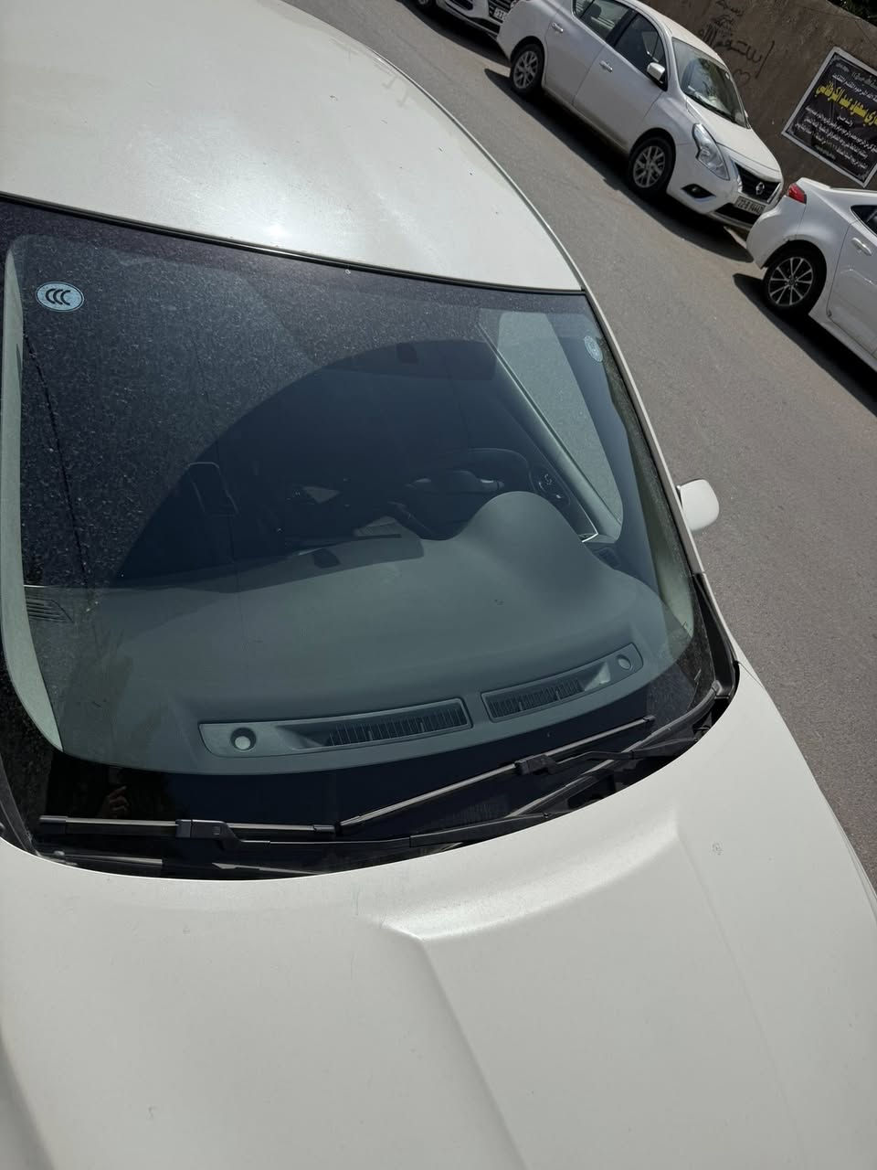 السلام عليكم ورحمة الله وبركاته
نيسان سينترا موديل 2025 مكفوله كفاله عامه 

مواصفات معروفه سياره جديده جداً ماشية 14 

مكان السياره بغداد 

السعر 125 

***********
