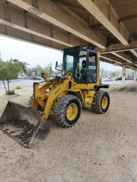 🚜شفل كوماتسو حجم 70  🪪رقم انكليزي بغداد موديل 2012 مكان الشفل بغداد 📲ا...