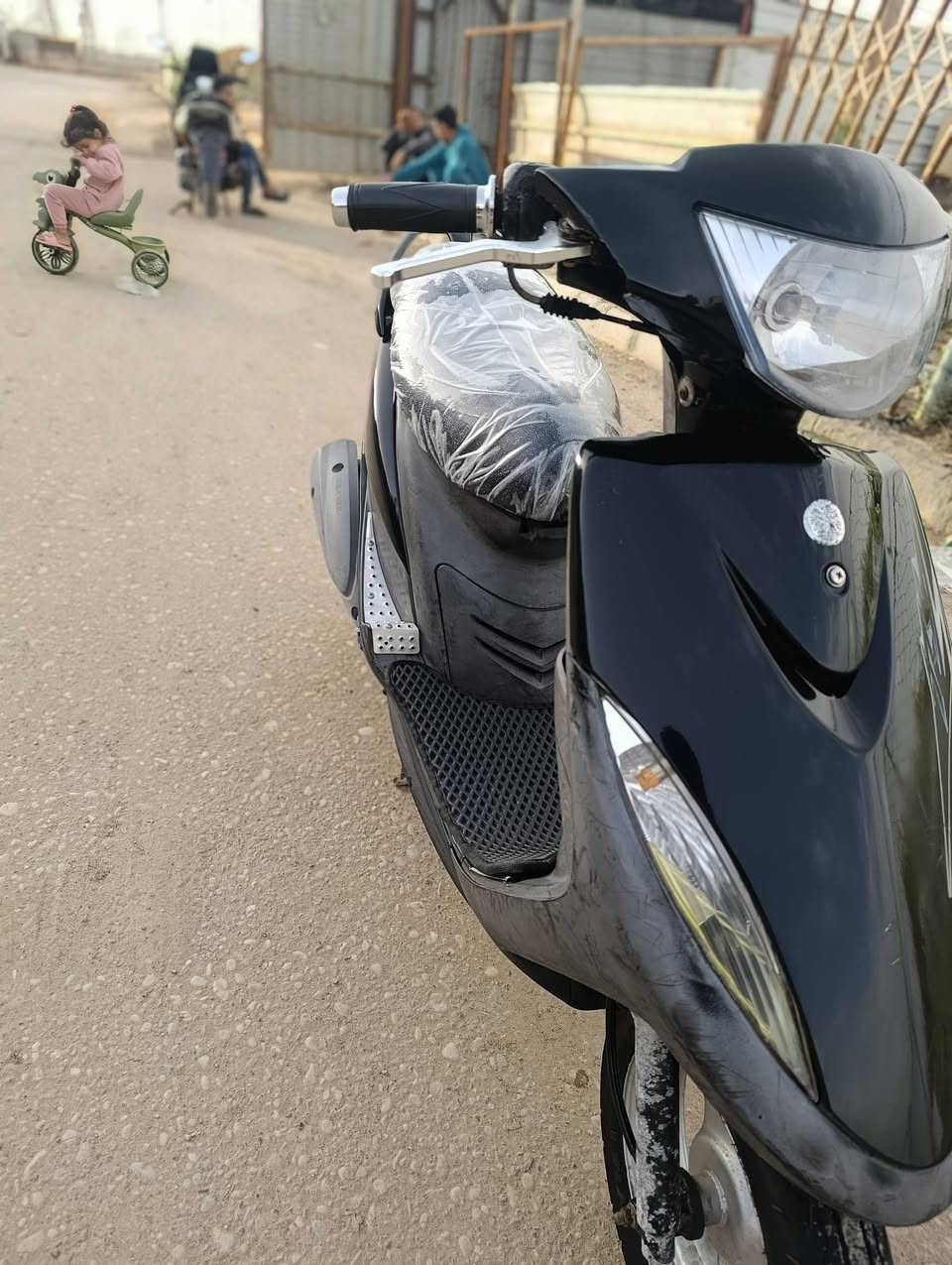 سلام عليكم شباب ماكس عدله للبيع صارله 7ايام من طالعه من رمبه دراجه مكفوله كفاله عامه من كلشي تجي وشوف بعينك تفحص وين ماجان للتصال رقم هاتف *********** مكاني ميسان عماره ابو رمانه
