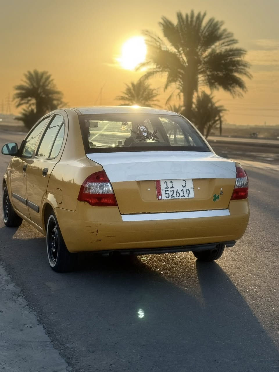 سلام عليكم طيبة موديل ٢٠١٥ سيارة مكفولة من ضربة وصبغ سيارة نضيفة تخم تايرات كهربائيات كلهة شغالة مصفرة هيئة وغرامات صدر حدادية خير من الله تحويل ثاني يوم متوازي علة بيعتها مكان السيارة بغداد الدورة السعر 42 وبيهة مجال ***********
