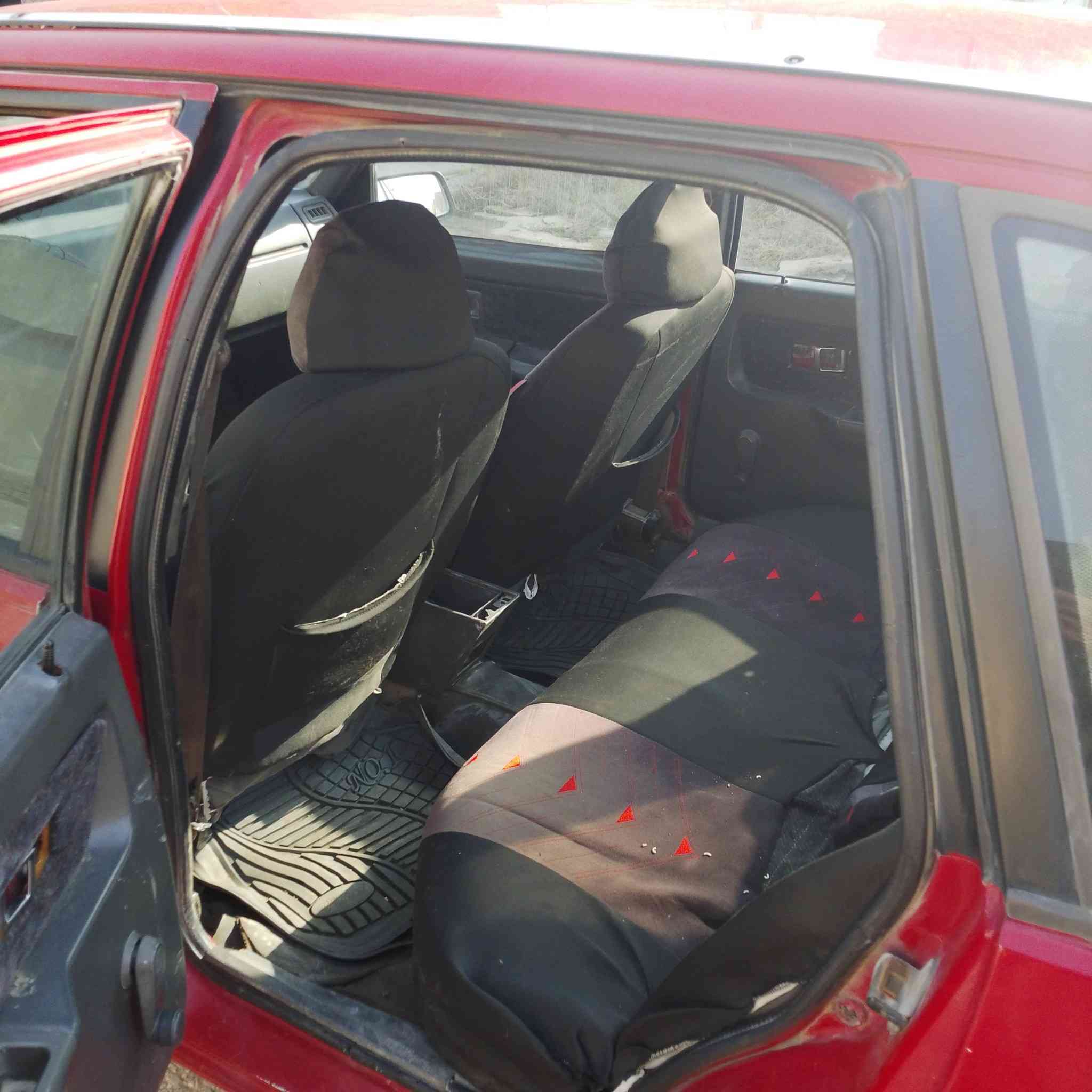 فالفو للبيع رقم نينوى الماني سنوية عظم شرط الوكالة و التحويل من الشرعي حجم 440 كابون بنزين بيها 
سعر 20وبيها مجال مكان موصل الأيسر
***********
