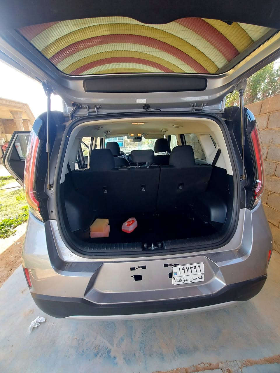 كيا صول بدون تبديل صبغ بنيد وتصليح باب حادث مبين بالمنشور حله للأتصال *********** السياره موديل ٢٥ ماشيه ١٣الف
