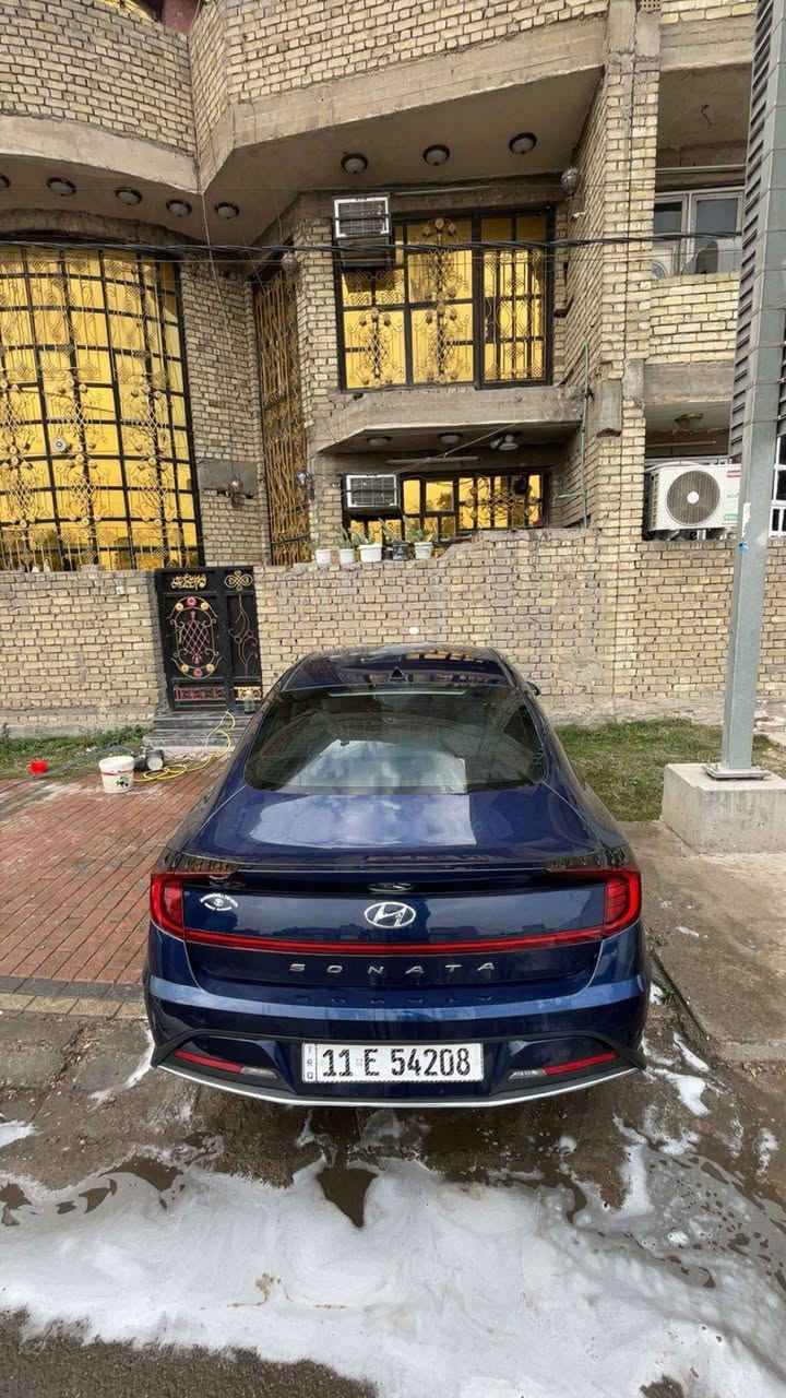 سوناتا 2022 سيارة نضيفة مال بيت ماشية 100الف اسويج مو بصمة سيارة كير محرك ساصي كله كفالة سيارة بس هاذة الحادث البيهة محرك 2500 كير ٨ نمرة سيارة 143 وبيهة مجال قليل ***********
