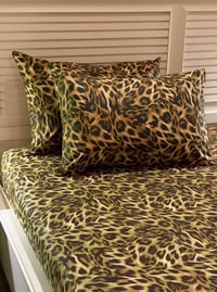 نقشات همايون • فرشة نفرين • توصيل مجاني