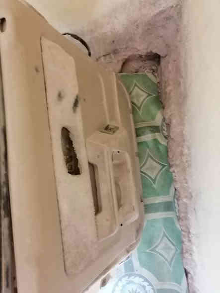 سلام عليكم غراض كنو 2006 فقط تقليفه ب80/ بيبان اربعه كاملات ب200 /دشبول كامل  ب175/ عدادات شرط شقل ب75/ ظفيره كامله من الدشبول الفيوزات ب125 المكان بناصريه الاصلاح رقم ***********
