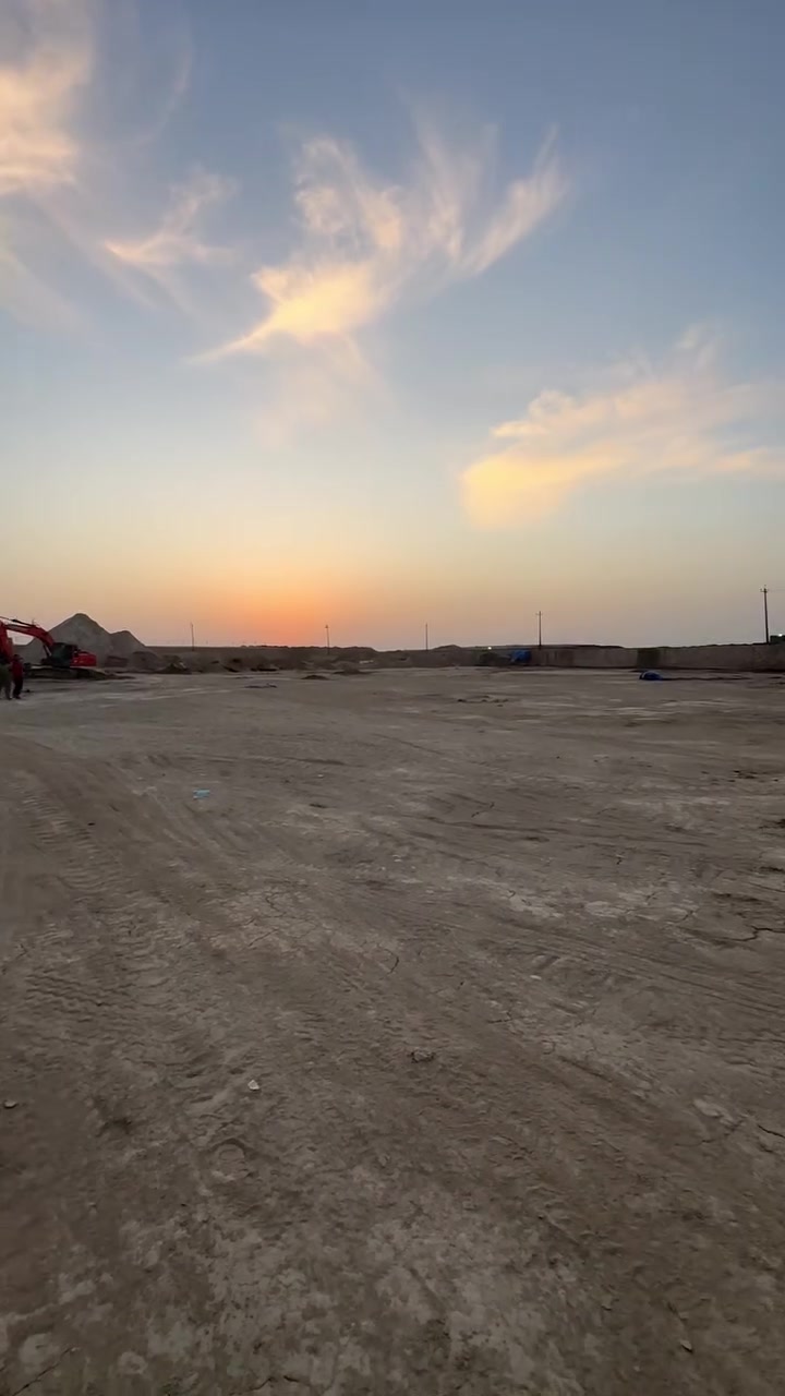 معمل طابوق الطيف الاخضر للبيع حصة25‎%‎ 
خلف البزل معمل جاهز وشغال 
للاستفسار : ***********

