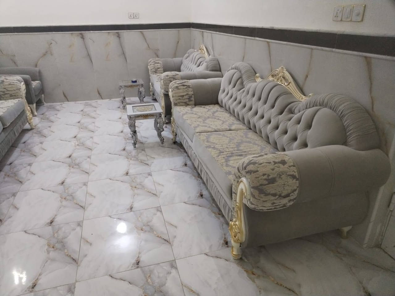 السلام عليكم تخم تركي باله 10مقاعد ويا سيت طبلات جديد كلش اللبيع التواصل ***********
