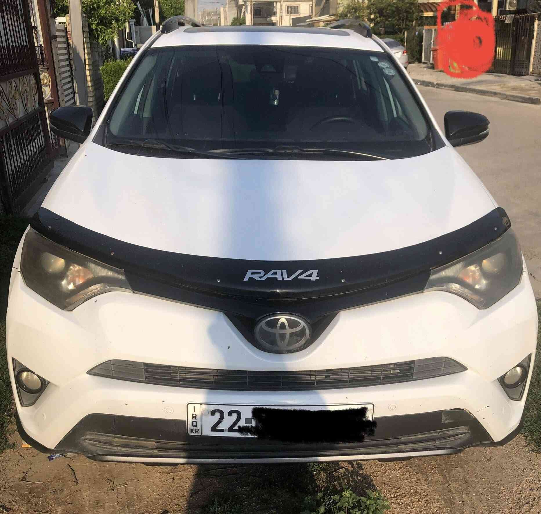 RAV  4
موديل ٢٠١٨ مواصفات( ادفينجر )
مواصفات اعلى من XLE  حساسات امامية خلقية قوة وعزم بالمحرك تختلف عن الباقي 
حادثها تبديل الباب خلف السائق
وموضح بالصورة مع بعض التعديلات 
ماشية تقريبا ١٣٠ الف كم لم يتم تصليح اي قطعة بالمحرك منذ شرائها ولحد الان سوى تبدل الاطارات او تصليحات بالصدر 
مدفوع بيها قبل ٣ اشهر ١٨٠ ورقة$ 
اي استفسار او صور اخرى اني حاضر 
ملاحظة مرقمة اربيل متواجد في بغداد


**إذا كنت صاحب هذا الإعلان وتريد حذفه لأي سبب، رجاءا أرسل رسالة إلى الدعم الفني**