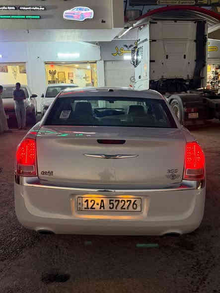 السلام عليكم
اوباما 
موديل 2012
رقم نينوى الدولي 
كابون بأنزين 
محرك وكير شرط
محرك 6 س 3600
ضرر بدون صبغ بيها باب خلفي بارد وملاحظات 
شرط التحويل 
السعر 178$ وبيها مجال
🛑ملاحظه مهمه
 يرجى الاتصال من  الساعه 9 صباحأ إلى الساعه 9 مساء
#العنوان موصل الجديده شارع بغداد مجاور سنتر بغداد
#مكتب ال رزان للسيارت
***********
***********
