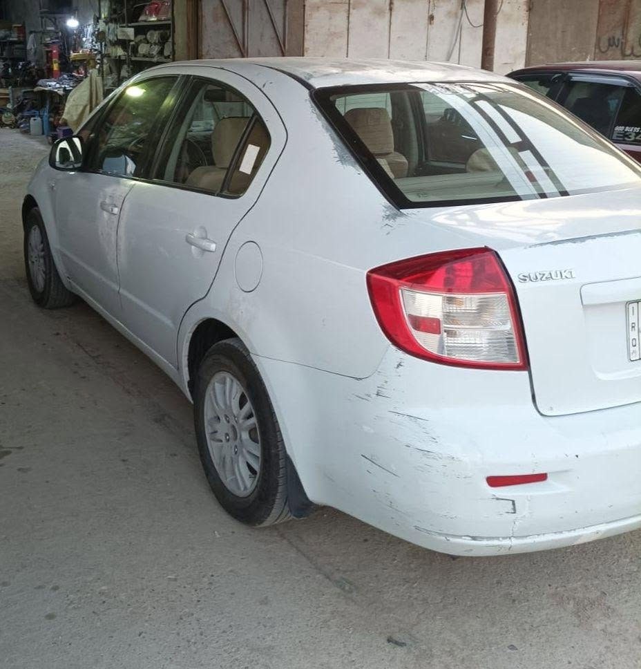 السلام عليكم للبيع سازوكي  CX4 2011 رقم بصره دولي سياره جاهزه تبريد وحداده  للأستفسار:***********
السعر 62 وبيه مجال البصرة, العراق
