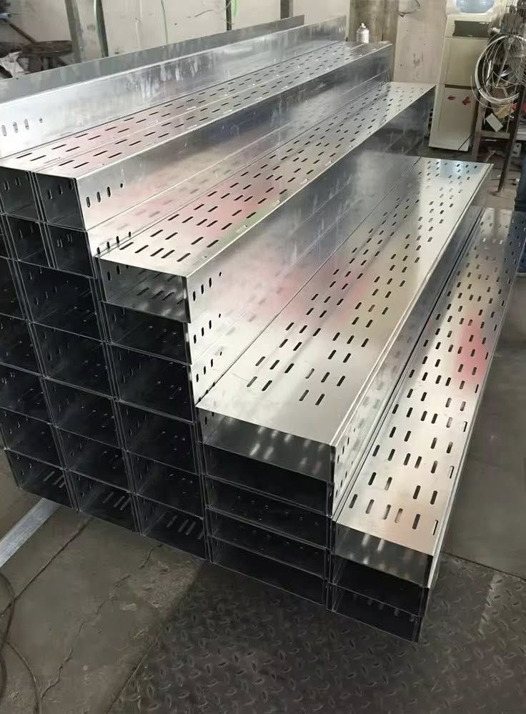 متـوفر تري كيبل معدني قياسات مختلفة حسب الطلب   و متوفر توصيل كافة المحافظات الـ 🇮🇶


**إذا كنت صاحب هذا الإعلان وتريد حذفه لأي سبب، رجاءا أرسل رسالة إلى الدعم الفني**