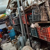 اكو غراض محل لبيع انشائيه غراض كامل مكمل  الي يريد معلومات عن غراض يخا...