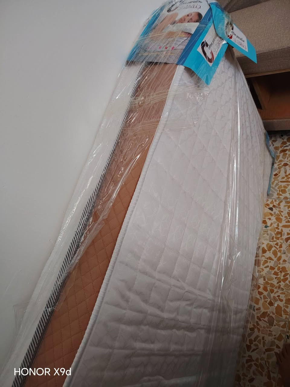 دوشك نفر للبيع حجم ١٩٠ في ٩٠ أخذته وطلع صغير سعرة ٥٠ مع التوصيل


**إذا كنت صاحب هذا الإعلان وتريد حذفه لأي سبب، رجاءا أرسل رسالة إلى الدعم الفني**