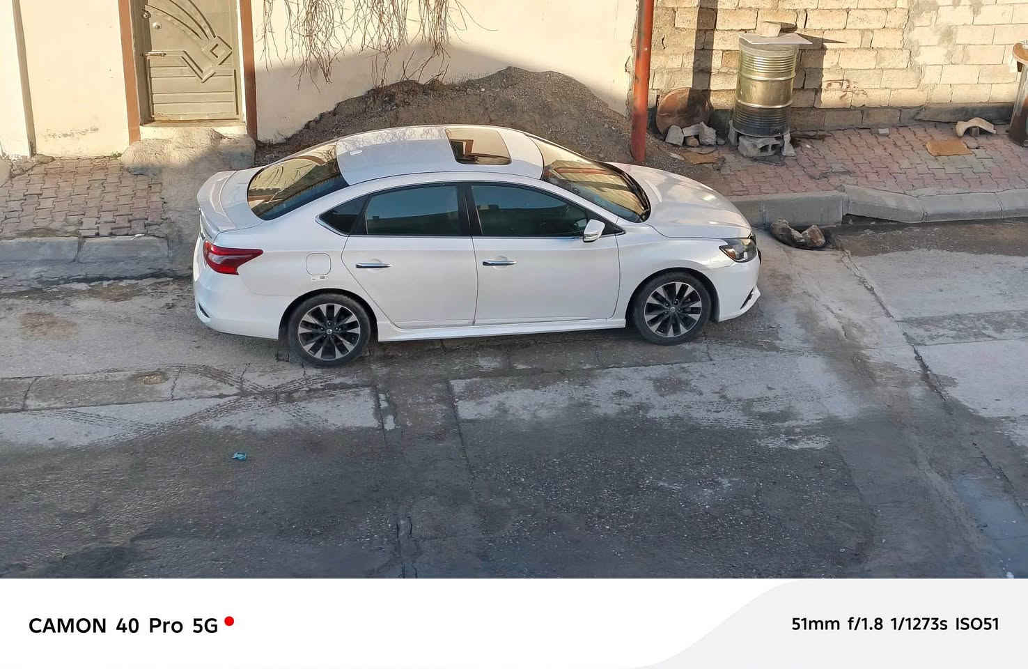 سێنترا 2017 SR پڵەس
مواسەفات SR plus 
مەکینە ١٦ تۆربۆ
فول فول
بەسمە
شغال
سڵاید
کوشن جڵد
کوشن هیتەر
شاشە گەورە
کامێرا
سەماعە بۆس
بۆنیتو چەمەلەغ بۆیاخە
یەکقرچی پێشی هەیە
بێ ئێرباگ تەقین
سەنەوی تازە بەسەرچووە
ڕەقەمی تازەیە
0774 152 3143
0750 857 5548
نرخی ١١١ گەڵاو معامەلە
شوێن بازیان السليمانية, العراق
