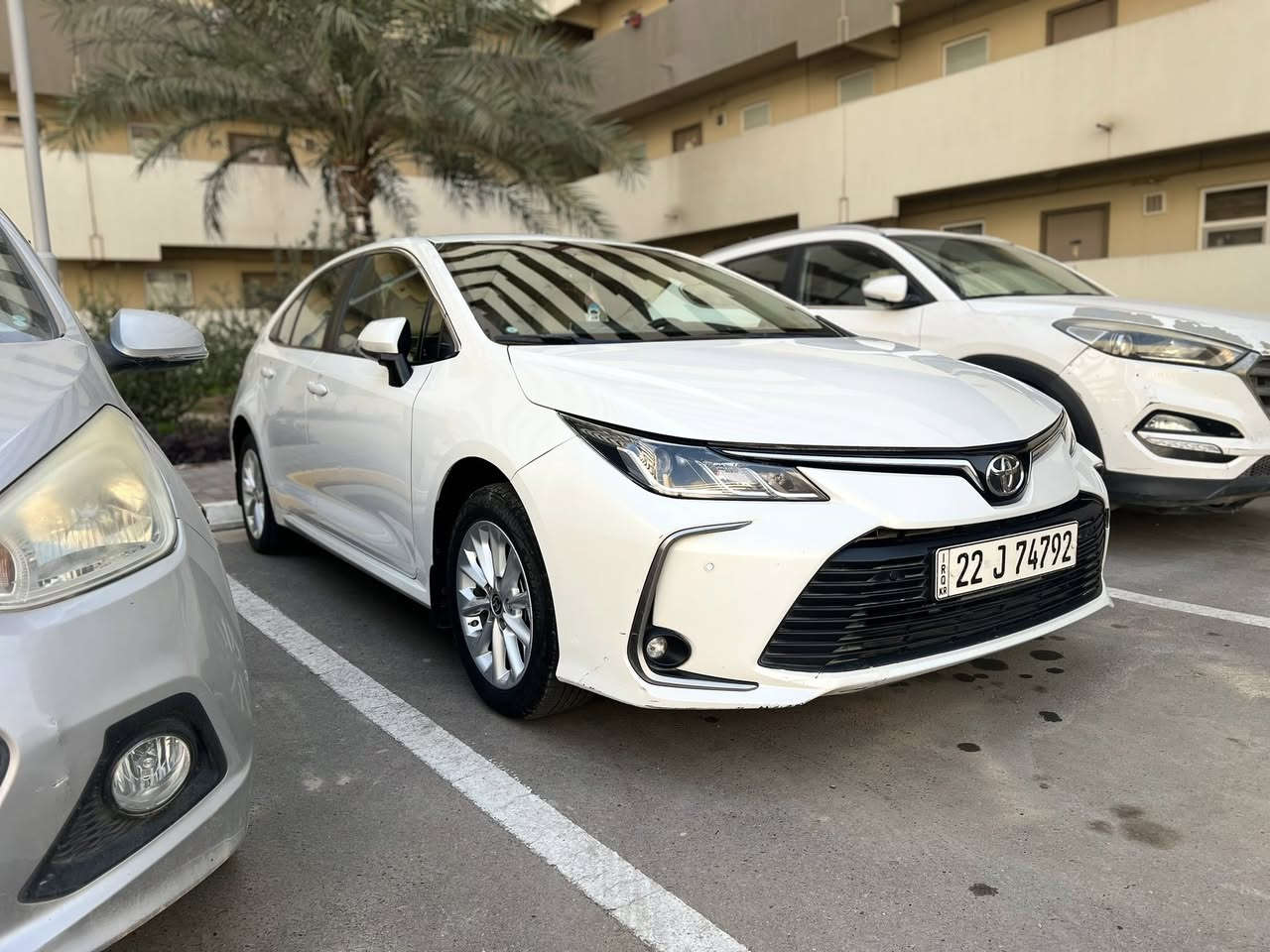 السلام عليكم كورلا موديل 22 خليجي مواصفات معروفة بيهة صبغ قليل بالجاملغ الامامي صفحة الصدر وبيهة بارد بالداير مال الجاملغ الخلفي صفحة السايق ماشية 112 الف السعر 160 وبيهة مجال  ***********
