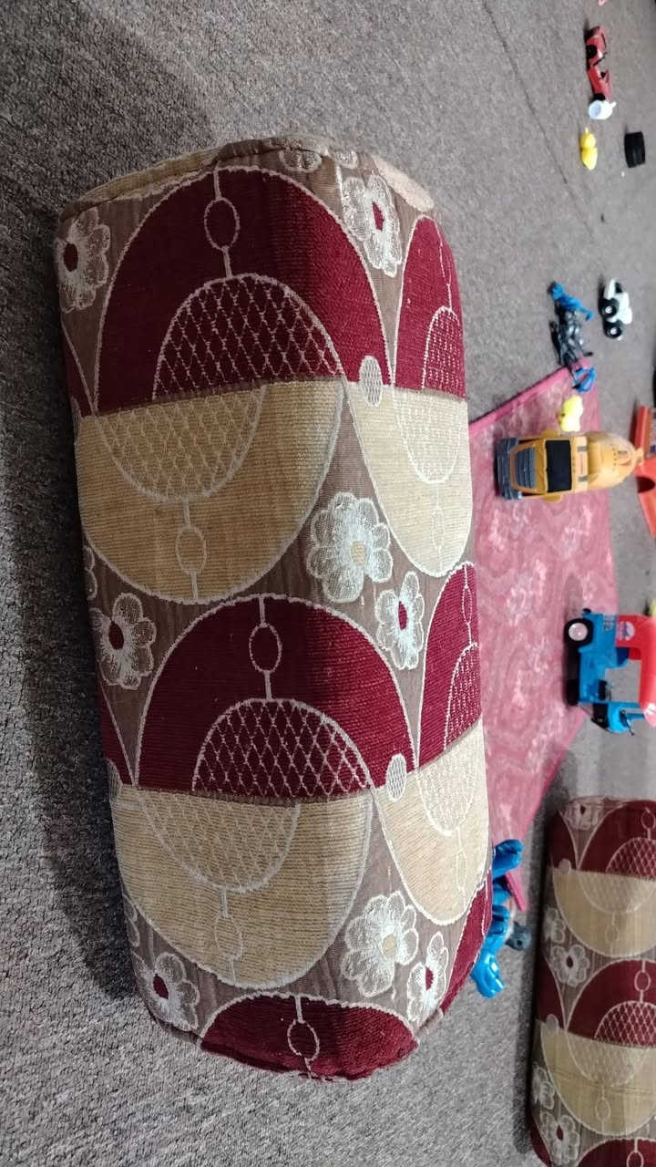 تكيات للبيع
قطعه تعليك متر ونص للبيع


**إذا كنت صاحب هذا الإعلان وتريد حذفه لأي سبب، رجاءا أرسل رسالة إلى الدعم الفني**